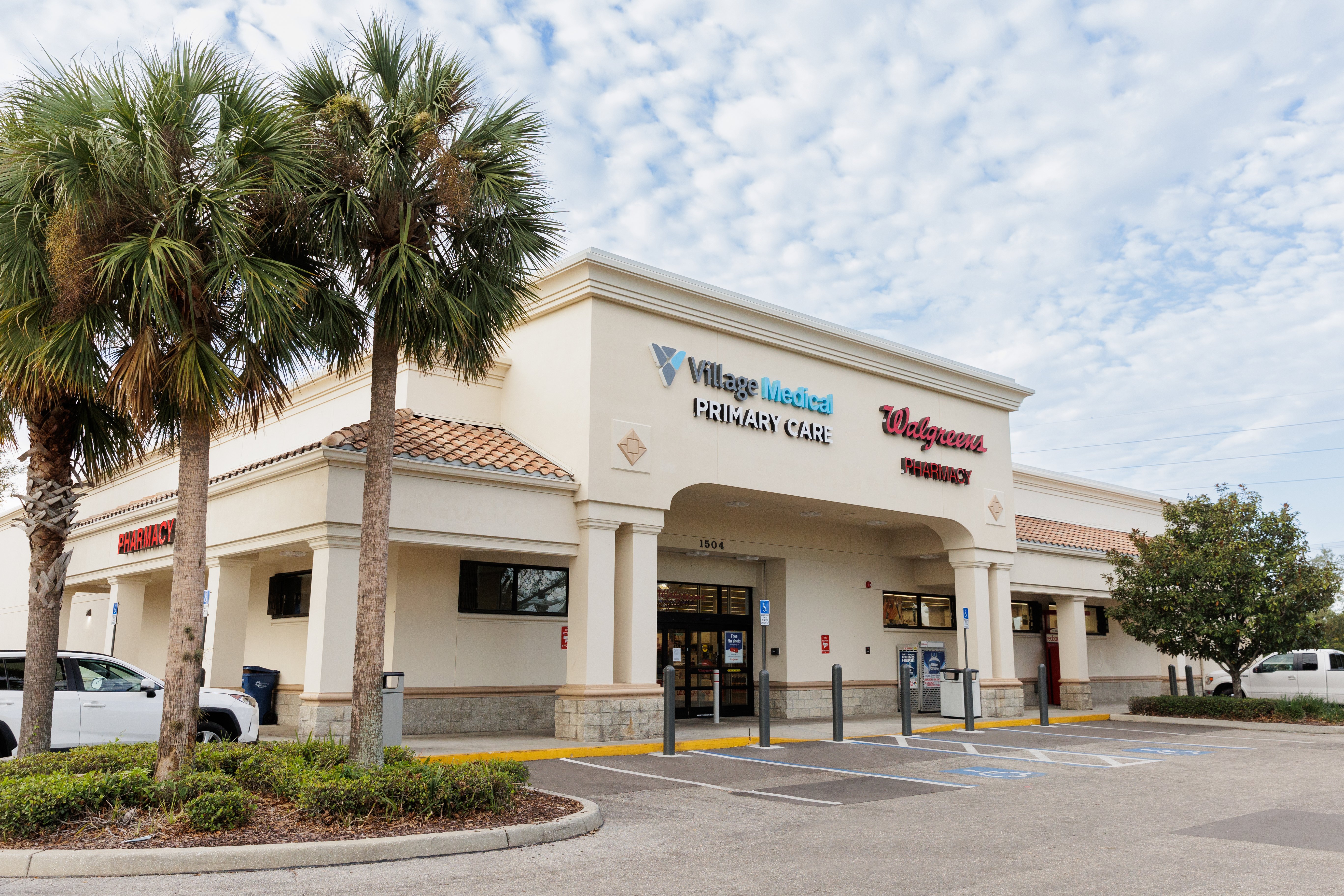 Village Medical at Walgreens - Bradenton South (Permanently Closed) - 1504 53Rd Ave E,  Bradenton, FL, 34203.