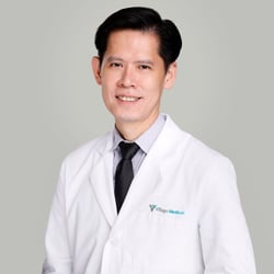 Professional headshot of Hung Le, MD